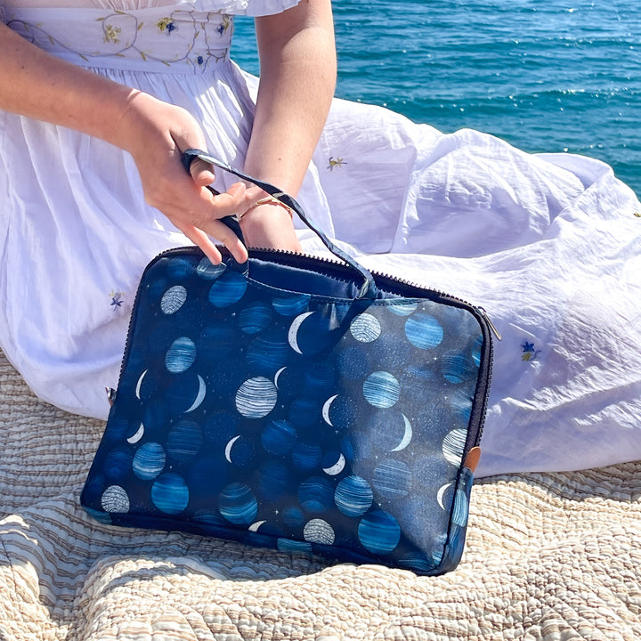 Yumbox Poche - Insulated Lunch Bag Sleeve with Handles - Lunar Phases