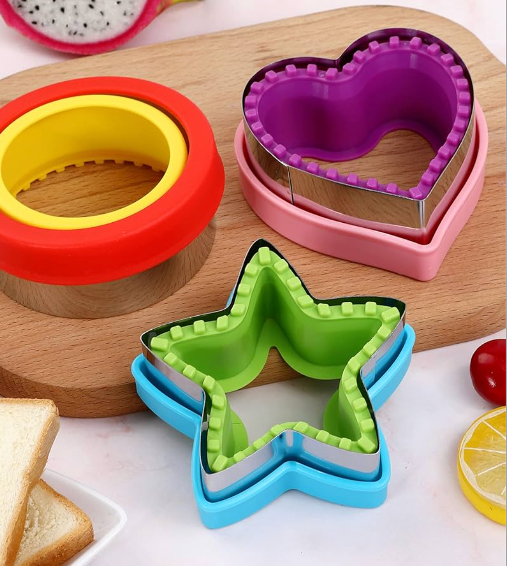 3-in-1  Sandwich Cutter Stainless Steel - Heart-Shaped