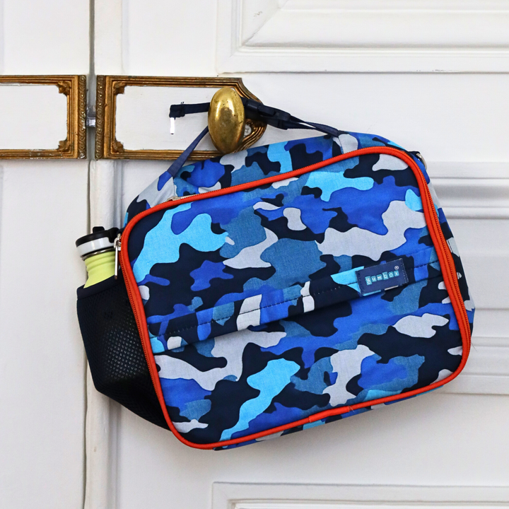 3 Ways to Carry - Yumbox Classic Lunch Bag – Insulated Camouflage Print Lunch Tote